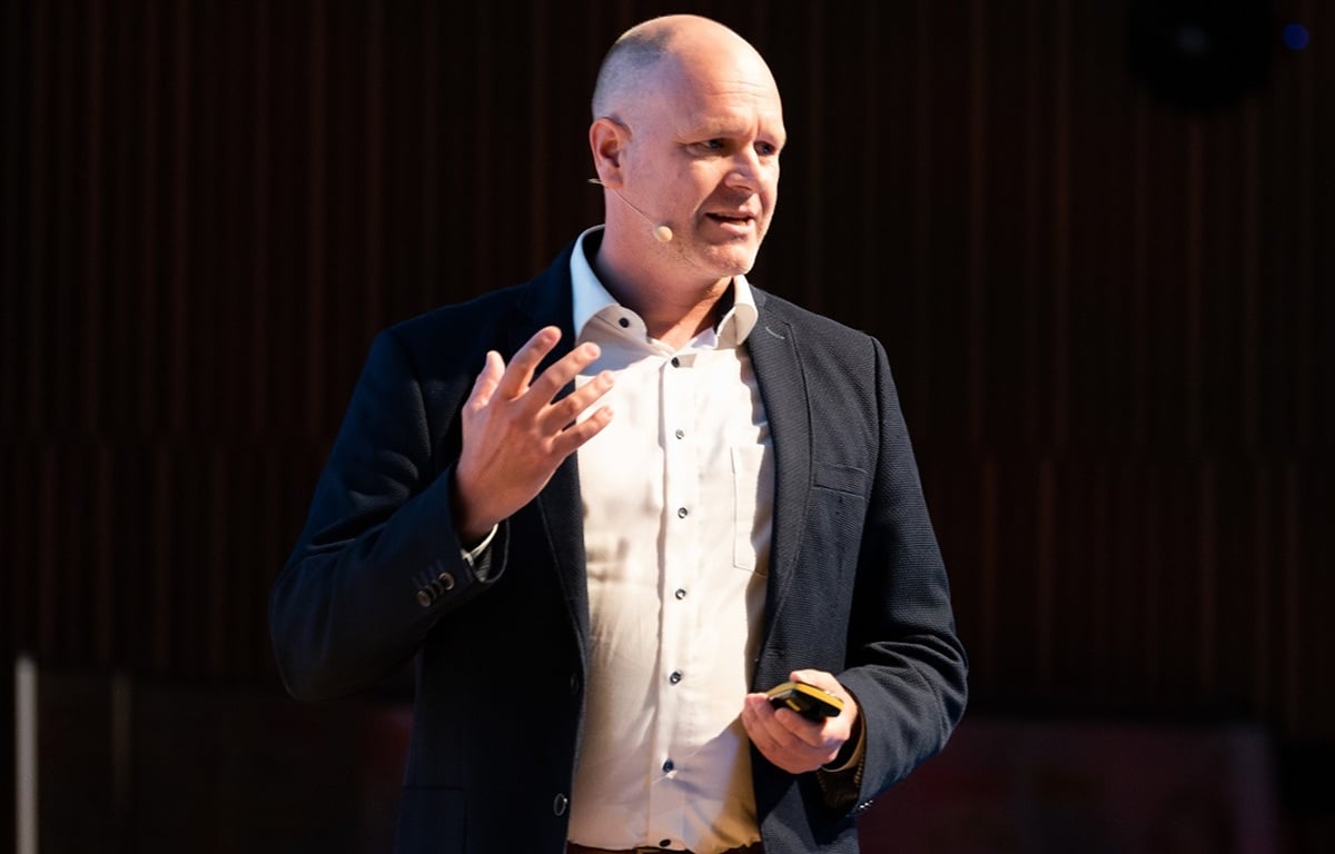 Change Management Speaker Dr. Holger Schmitz